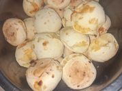 Una foto de crema de tapioca con huevo