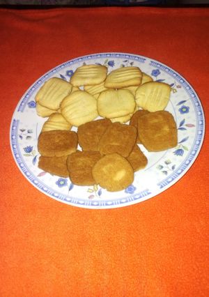 A picture of Butter cookies baked with jiko.
