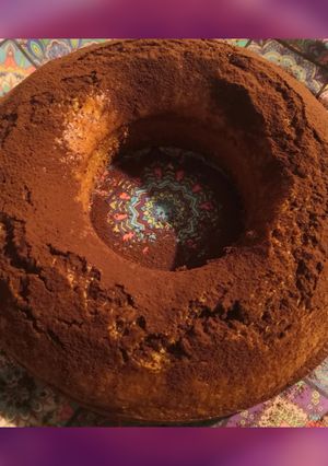 Foto di Ciambella goccine, cocco e mandorle