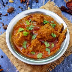 A picture of Spicy Goan Mutton Xacuti.