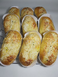 Foto resep Roti sosis keju saus bolognese