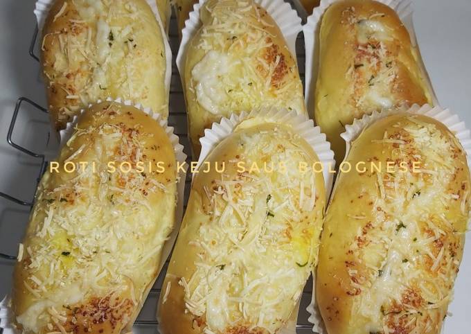 How to Cook Delicious Roti sosis keju saus bolognese