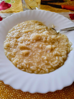 Una foto de Arroz blanco meloso 🍚