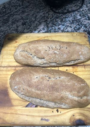 Una foto de Pan integral con semillas
