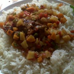 A picture of Veggies sauce n white rice.