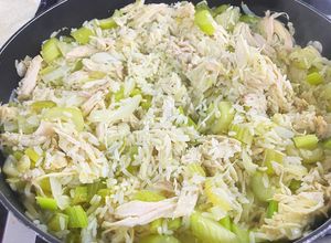 Una foto de Arroz con Pollo y Celery