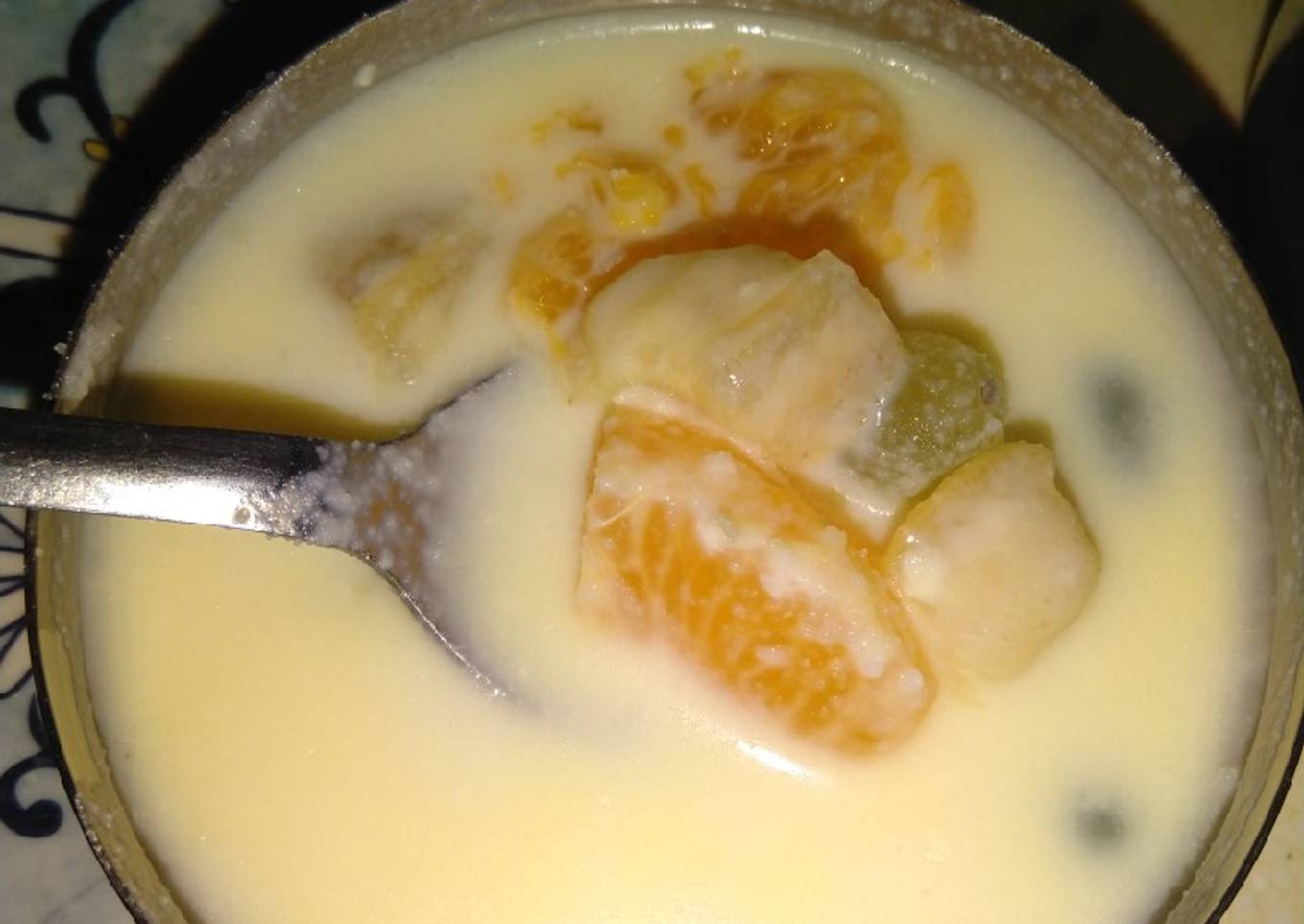 Fruity custard