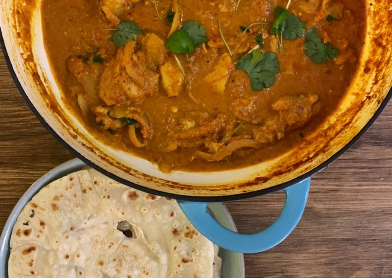 Butter chicken with instant Roti bread