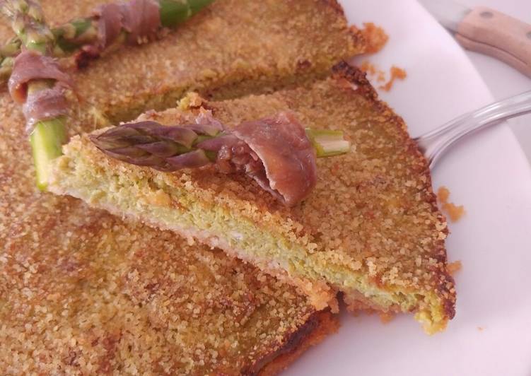 Tortino di crema di asparagi, ricotta e acciughe