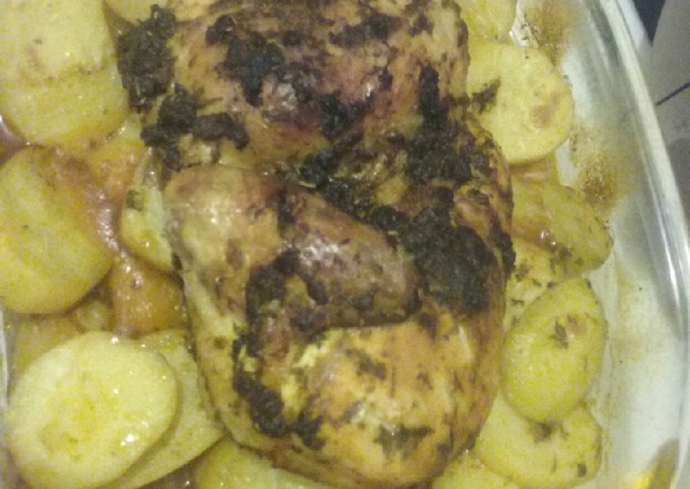 Pomme de terre avec poulet mariné au goût barbecue