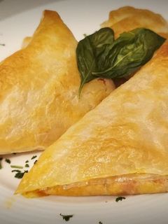 Una foto de Samosas de Atún
