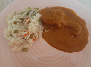 Una foto de Pollo en pipian rojo