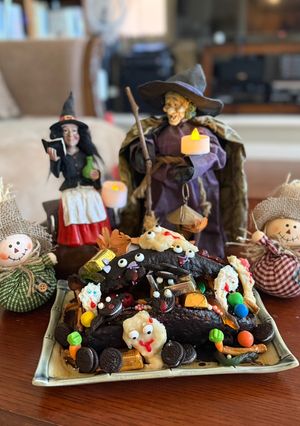 Hình của món Hộp châu báu của ma quỷ Halloween.