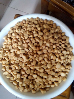 A picture of Crunchy chin chin...you would love it.