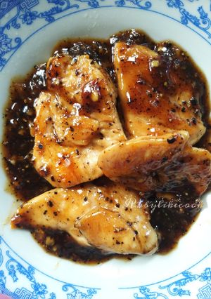 Hình của món Gà sốt tiêu đen.