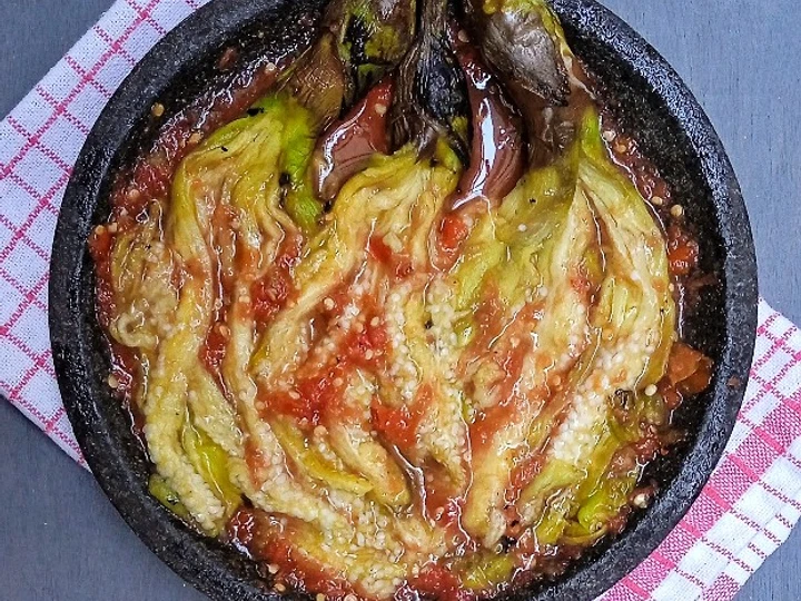 Langkah Gampang Membuat Resep Terong Bakar Sambal Tomat yang Uenak Anti Ribet, Menggugah Selera