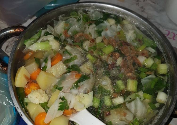 Cara Gampang Menyiapkan Sup Sayur Sederhana, Lezat