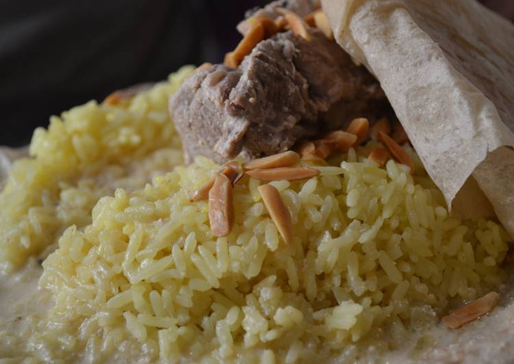 طريقة عمل المنسف