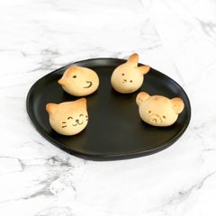 A picture of Japanese-Style Yakigashi (焼き菓子).