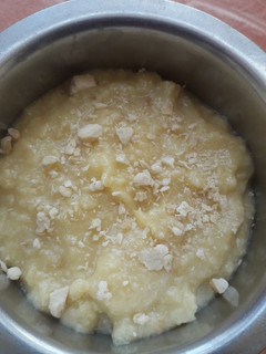 ஸ்ரீவில்லிப்புத்தூர் ஸ்பெஷல் பால்கோவா (srivilliputhur special palkova in Tamil) செய்முறை முக்கிய புகைப்படம்