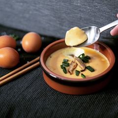 A picture of The Chinese Steamed Egg Custard.