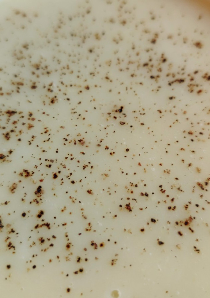 Una foto de Vichyssoise (crema de puerros) al estilo de mi madre