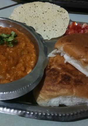 પાવ ભાજી રેસીપી મુખ્ય ફોટો
