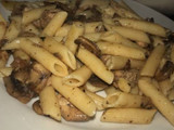 Macarrones con pechuga y champiñones