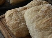 Una foto de pan ciabatta con levadura seca