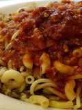 Koshari with Spicy Sauce