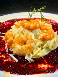 Foto de 219-Spaghetti acompanhado por molho de amoras