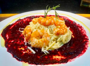 Foto de 219-Spaghetti acompanhado por molho de amoras