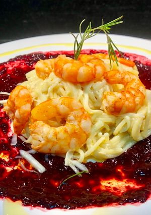 Foto de 219-Spaghetti acompanhado por molho de amoras