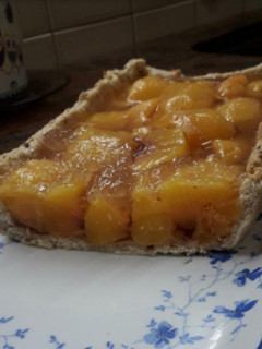 Una foto de Tarta de duraznos súper light
