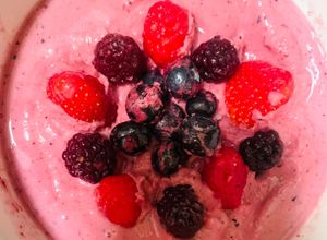 Una foto de Triple Berry Smoothie Bowl