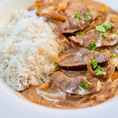 A picture of Slow Cook Beef Stroganoff 🍛.