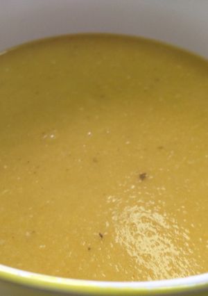 صورة لوصفة طريقة عمل شوربة العدس الاصفر