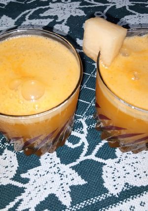A picture of Cantaloupe Cocktail.