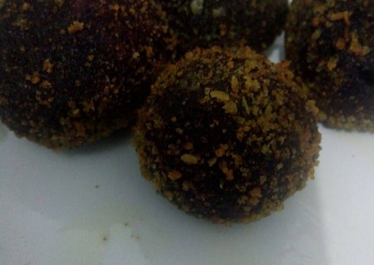 Bola ubi ungu isi coklat lumer