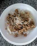 Tallarines de arroz  con pavo
