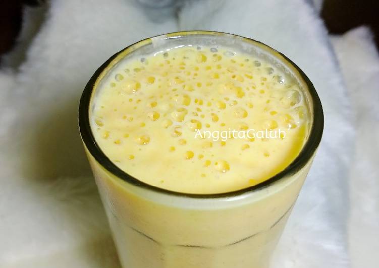 Mango Smoothie ala Anggi