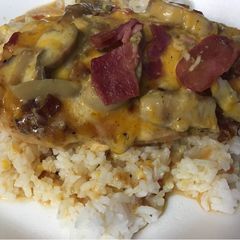 Crockpot Bacon 🥓 & Mushroom 🍄 Chicken 🐔 A picture of Crockpot Bacon 🥓 & Mushroom 🍄 Chicken 🐔.