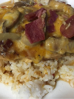 A picture of Crockpot Bacon 🥓 & Mushroom 🍄 Chicken 🐔.