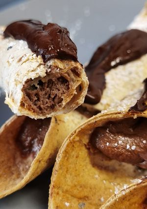 Foto de Rolls de Chocolate e Amendoim