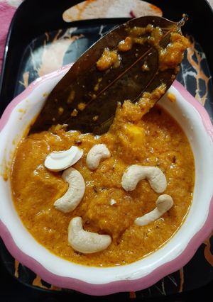 A picture of Shahi paneer.