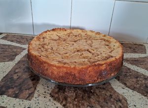 Una foto de Torta de peras y membrillo 🍐🍐