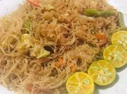 A picture of chinese noodle