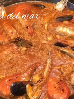 Una foto de Paella del mar
