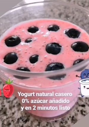 Una foto de Yogurt Natural Casero