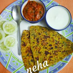 A picture of Methi Parathe.